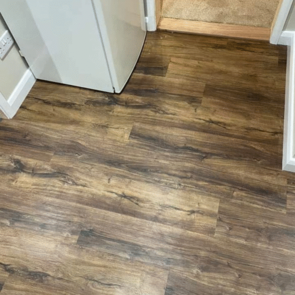 Massimo Sawn Oak - LVT